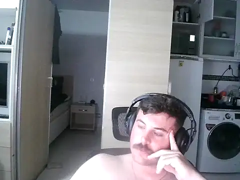 Snapshot of xk90072 chatting on October 19, 2025, 1:19 am xk90072 online show from October 19, 2025, 1:19 am