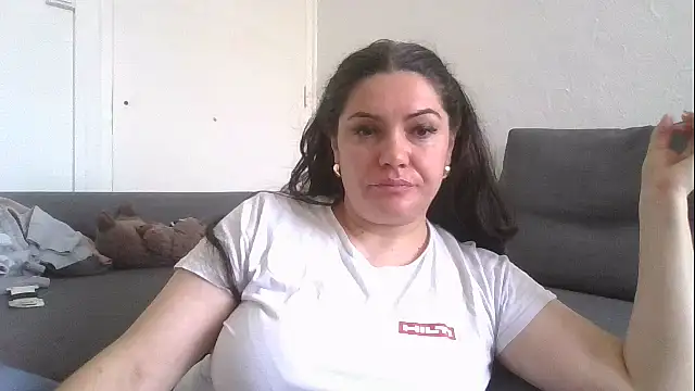 Squirtlady38 online show from October 10, 2025, 11:55 am