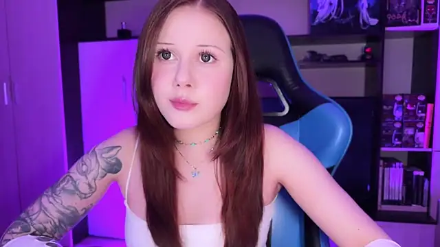 Snapshot of jasminevine chatting on July 11, 2026, 10:21 pm jasminevine online show from July 11, 2026, 10:21 pm