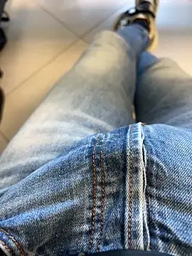 Snapshot of buodiculo chatting on March 3, 2025, 8:51 am buodiculo online show from March 3, 2025, 8:51 am