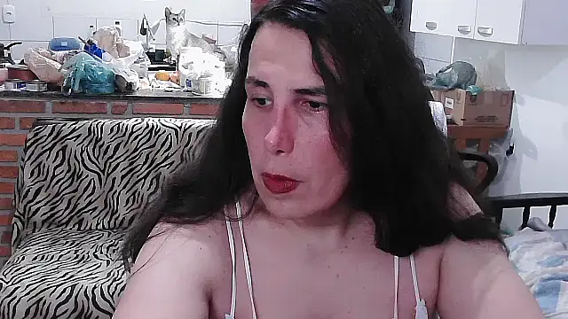 Snapshot of LauraVicttoria361215 chatting on October 14, 2025, 10:53 pm LauraVicttoria361215 online show from October 14, 2025, 10:53 pm