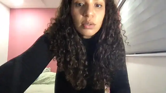 gatubelahot online show from March 14, 2025, 11:22 pm