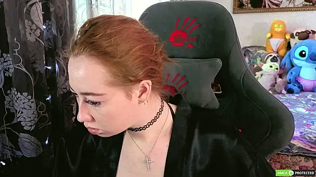 TinaBrook online show from April 16, 2026, 4:57 am