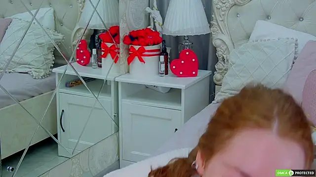 TinaBrook online show from December 2, 2025, 3:19 am