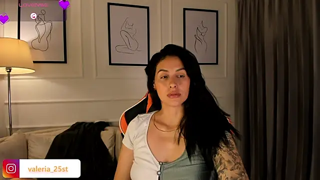 Snapshot of valeriia25_ chatting on March 7, 2025, 1:53 am valeriia25 online show from March 7, 2025, 1:53 am