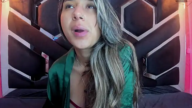 lilith nv online show from March 7, 2025, 2:23 pm