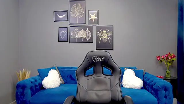 Katewalker  online show from March 7, 2025, 6:11 pm