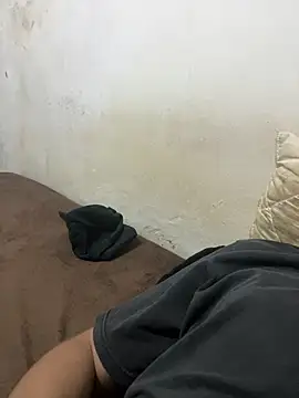 Snapshot of Magosupreme chatting on February 17, 2026, 2:20 am Magosupreme online show from February 17, 2026, 2:20 am