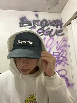 Snapshot of Magosupreme chatting on February 17, 2026, 11:13 pm Magosupreme online show from February 17, 2026, 11:13 pm