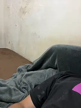 Snapshot of Magosupreme chatting on February 13, 2026, 12:21 am Magosupreme online show from February 13, 2026, 12:21 am