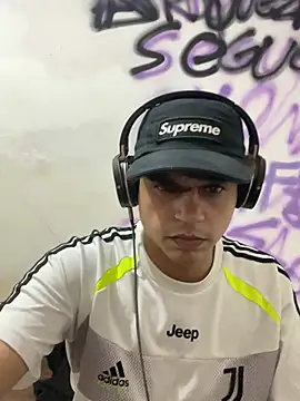 Snapshot of Magosupreme chatting on February 6, 2026, 2:07 am Magosupreme online show from February 6, 2026, 2:07 am