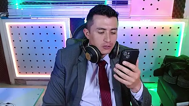 Snapshot of Darko0717 chatting on February 17, 2026, 3:31 pm Darko0717 online show from February 17, 2026, 3:31 pm