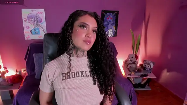 Cata green online show from March 16, 2026, 7:05 pm