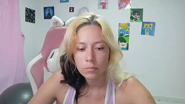 MommyMiaWs online show from March 27, 2026, 10:33 pm