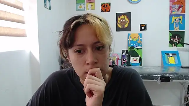 Snapshot of MommyMiaWs chatting on September 18, 2025, 6:33 pm MommyMiaWs online show from September 18, 2025, 6:33 pm