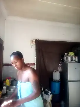 sluttylaura21 online show from November 13, 2025, 5:22 am