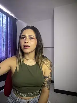 pamelao online show from February 8, 2025, 6:22 pm