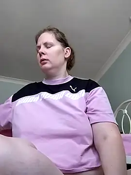 Snapshot of xxSexyBushLinnxx chatting on January 7, 2025, 10:44 am xxSexyBushLinnxx online show from January 7, 2025, 10:44 am