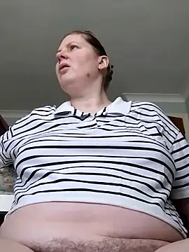 Snapshot of xxSexyBushLinnxx chatting on January 14, 2026, 11:47 am xxSexyBushLinnxx online show from January 14, 2026, 11:47 am