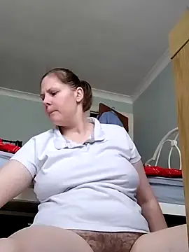 Snapshot of xxSexyBushLinnxx chatting on March 4, 2025, 10:57 am xxSexyBushLinnxx online show from March 4, 2025, 10:57 am