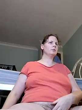 Snapshot of xxSexyBushLinnxx chatting on February 24, 2025, 8:14 pm xxSexyBushLinnxx online show from February 24, 2025, 8:14 pm