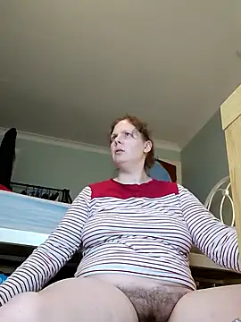 Snapshot of xxSexyBushLinnxx chatting on March 7, 2025, 9:17 pm xxSexyBushLinnxx online show from March 7, 2025, 9:17 pm