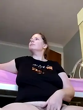 Snapshot of xxSexyBushLinnxx chatting on December 31, 2024, 10:34 pm xxSexyBushLinnxx online show from December 31, 2024, 10:34 pm