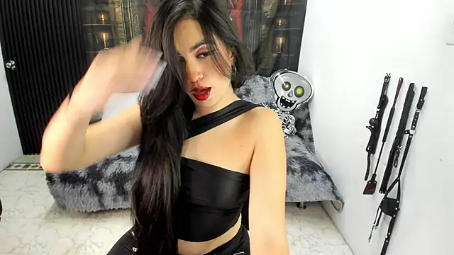 criss 21  online show from November 27, 2025, 8:09 pm