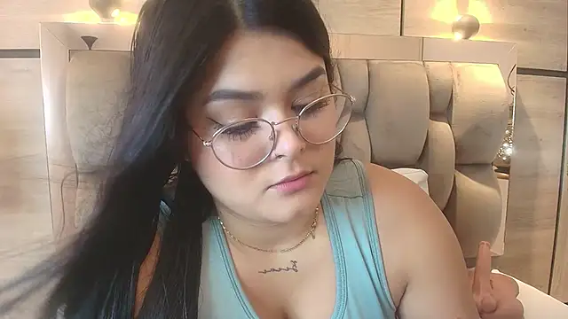 im mou  online show from November 27, 2025, 12:05 pm