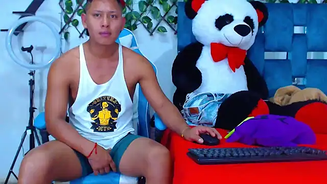 Snapshot of Hakim_prettynigg chatting on October 23, 2025, 4:38 pm Hakim prettynigg online show from October 23, 2025, 4:38 pm