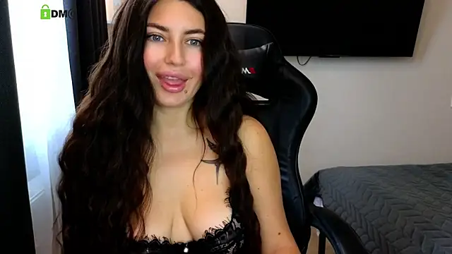 gracedorce online show from October 14, 2025, 1:50 am