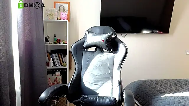 gracedorce online show from September 17, 2025, 3:08 am