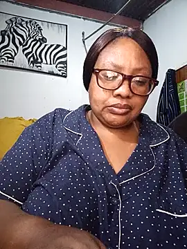 Snapshot of YELLOW_BONE chatting on July 12, 2026, 8:09 pm YELLOW BONE online show from July 12, 2026, 8:09 pm