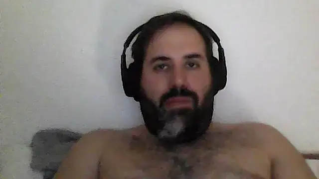 Snapshot of The_Masterxxx14 chatting on May 18, 2026, 2:33 pm The Masterxxx14 online show from May 18, 2026, 2:33 pm