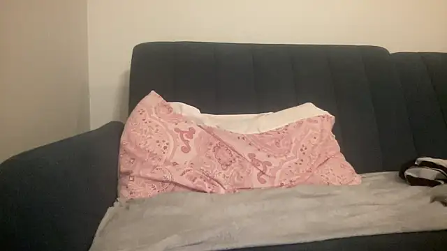 Sasha  Love online show from October 21, 2025, 1:16 am