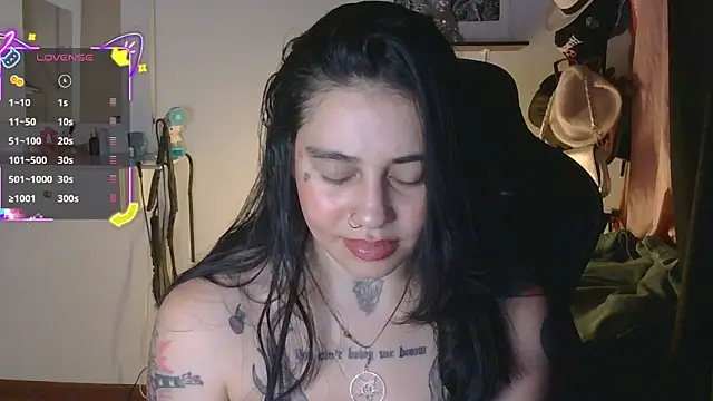 Snapshot of val_bardot chatting on June 5, 2026, 2:49 am val bardot online show from June 5, 2026, 2:49 am