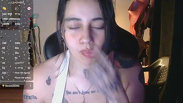 Snapshot of val_bardot chatting on June 10, 2026, 2:35 am val bardot online show from June 10, 2026, 2:35 am