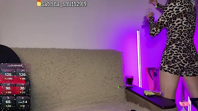 sabrinasmith23 online show from March 16, 2025, 9:26 pm