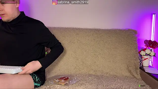 sabrinasmith23 online show from February 9, 2025, 9:39 pm