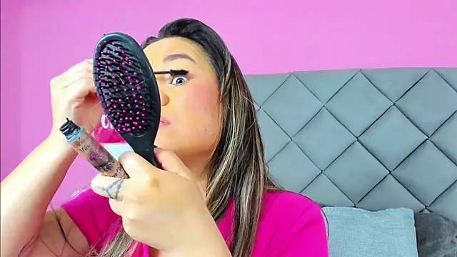 TaylorEvanss online show from September 18, 2025, 7:50 pm