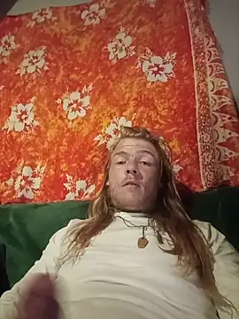 Snapshot of Salted_Playday chatting on October 31, 2025, 2:19 am Salted Playday online show from October 31, 2025, 2:19 am