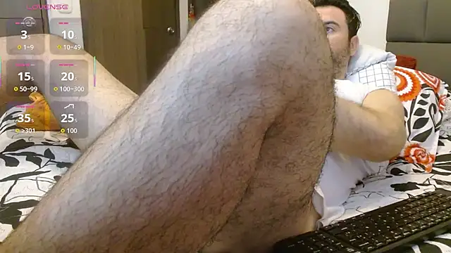 rodrher81 online show from October 12, 2025, 12:17 pm