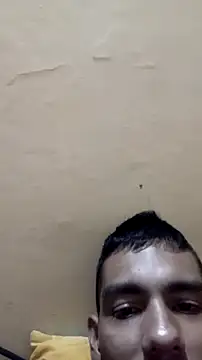 JohanyLatino online show from March 30, 2026, 2:46 am