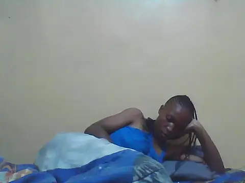 Smillie prety online show from February 5, 2026, 4:08 am