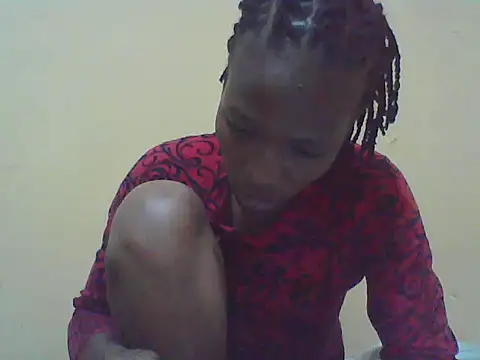 Smillie prety online show from November 4, 2025, 4:38 am