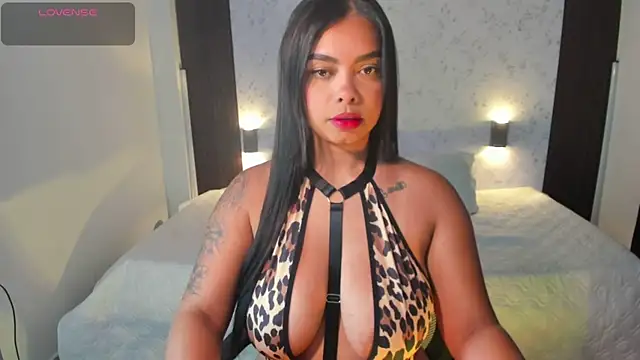 MartinaBianchi online show from October 22, 2025, 1:27 am