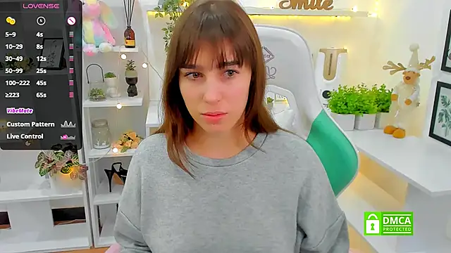 Snapshot of _Eliizabeth_ chatting on February 15, 2025, 9:49 pm Eliizabeth online show from February 15, 2025, 9:49 pm