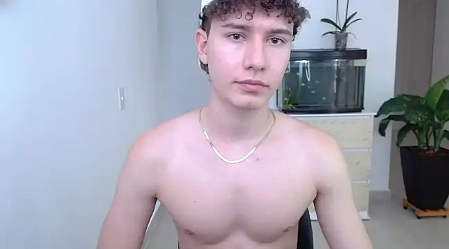 Snapshot of adrian_morelly chatting on December 13, 2024, 6:59 pm adrian morelly online show from December 13, 2024, 6:59 pm