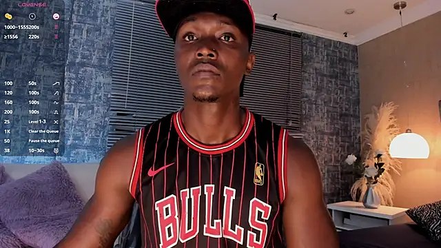 DannSmmith online show from September 14, 2025, 2:56 am