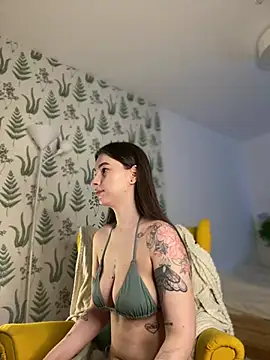 Marie Diaze online show from December 5, 2024, 5:10 am